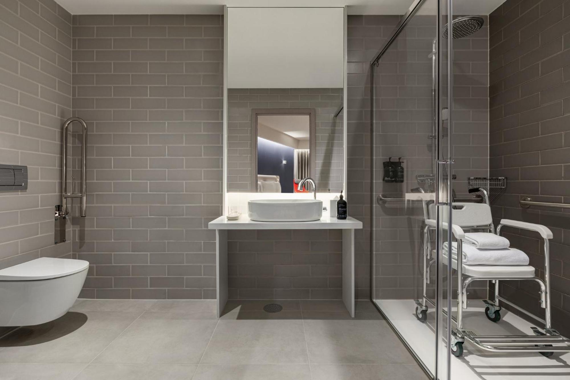 Hotel Express - Boavista By Ihg Porto